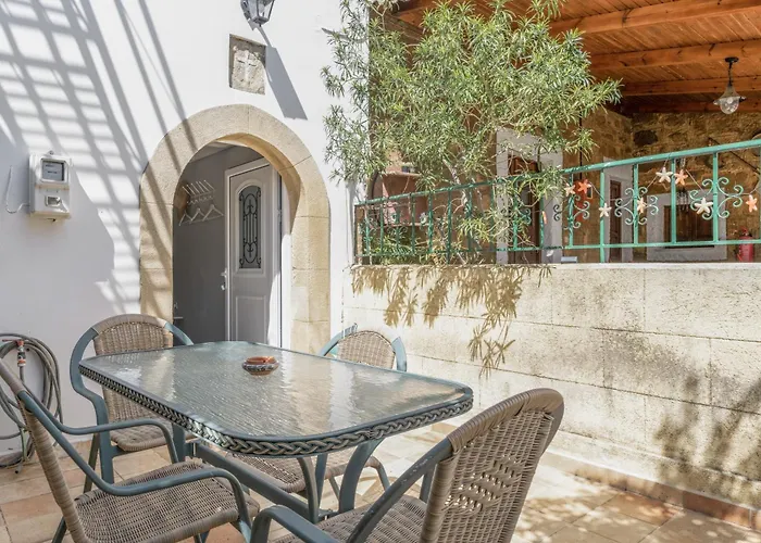 Дом отдыха Sophias House *