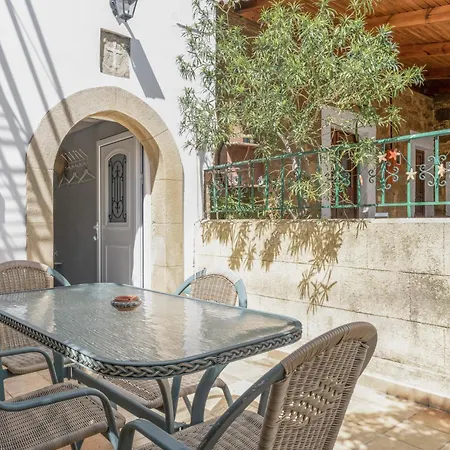 Holiday home Sophias House *