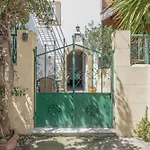 Sophias House * Malona Village
